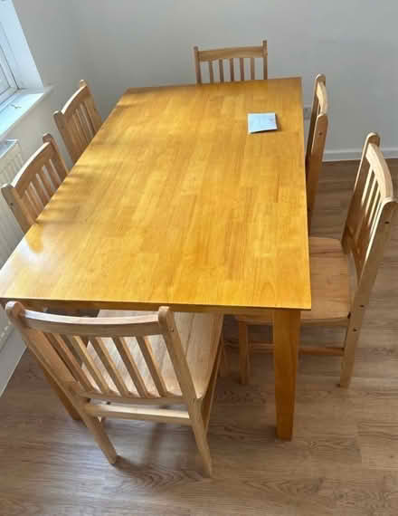 Photo of free Table and chairs (Hendon NW4) #1