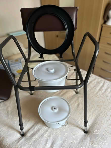 Photo of free Commode (brown colour) (Bridgewood Gate ME5) #3