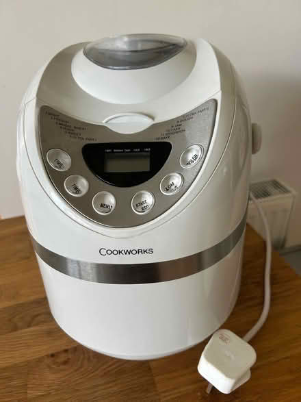 Photo of free bread maker (Clayton Green PR6) #1