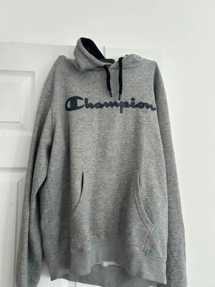 Photo of free Men’s Hoodies (Alwoodley LS17) #4