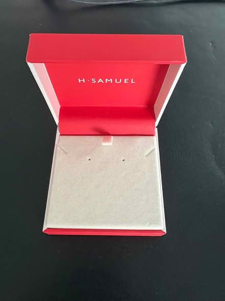 Photo of free Brand new H Samuel Jewellery box (SE1) #1