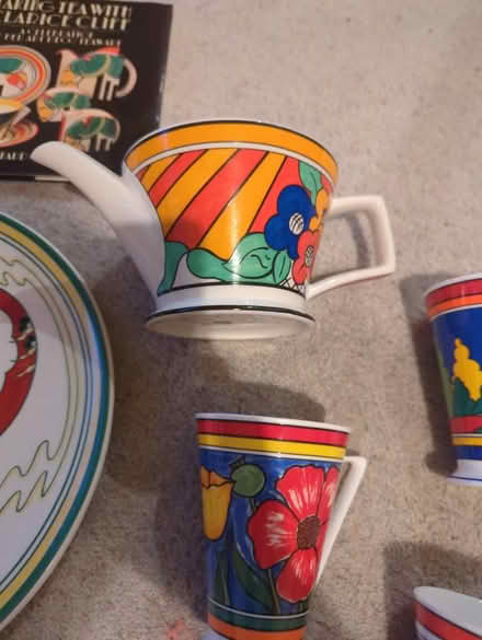 Photo of free Clarice cliff replica pottery (Stretford) #4