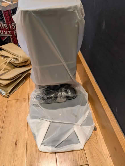 Photo of free Base for the S series irobot (Kilburn NW6) #1