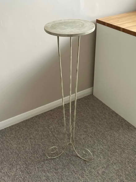 Photo of free Plant stand (Crowborough TN6 Pleasant View) #1