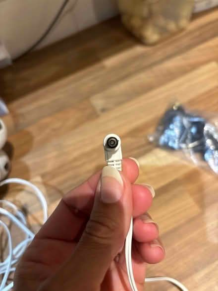 Photo of plug that this will fit in (Woking GU21) #2