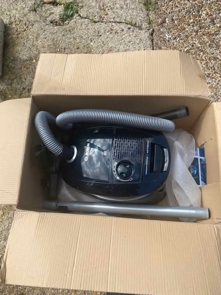 Photo of free Hoover (St Albans AL2) #1