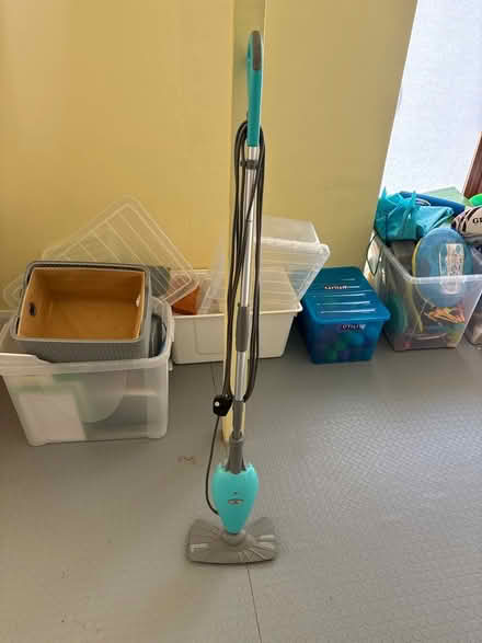 Photo of free Fullyfunctional floor steam-cleaner (Spondon DE21) #1