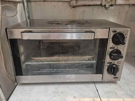 Photo of free Toaster oven 3-yr-old, bakes bread (Lower Manhattan) #1