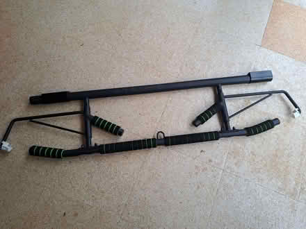 Photo of free Pull up bar (Walton Manor OX2) #1