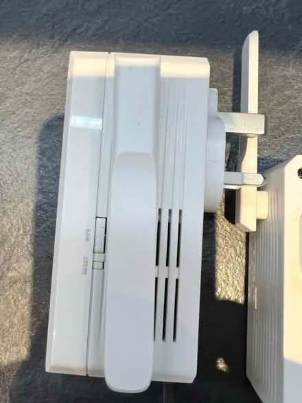 Photo of free TP Link Wi-fi extenders x 3 (Barnes SW13) #3