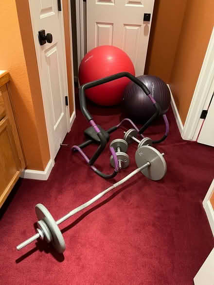 Photo of free basic weight/workout set (Littleton, CO) #1
