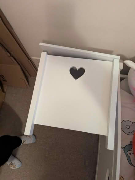 Photo of free Mia toy box (Baildon BD17) #3