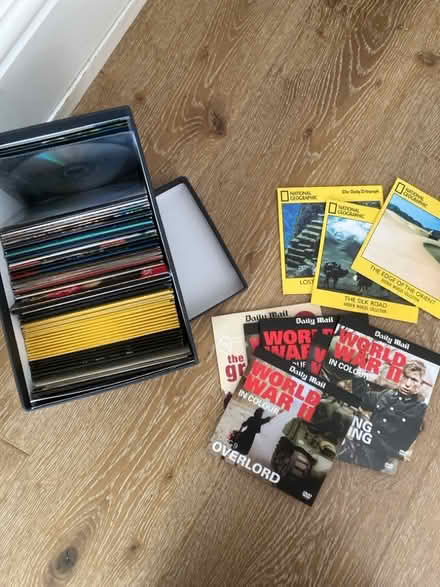 Photo of free CDs lots (Beauchief S8) #1