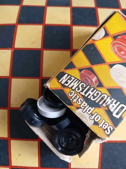 Photo of free Childs draughts set (Wenslade Park EX5) #2