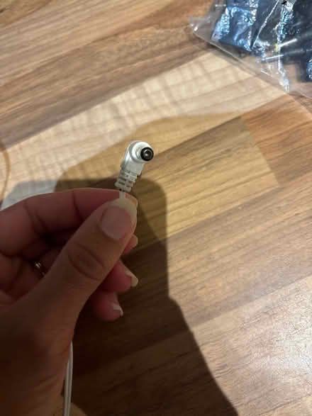 Photo of plug that this will fit in (Woking GU21) #1