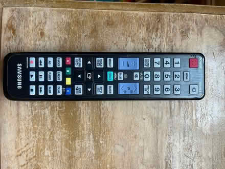 Photo of free 32’’ Samsung TV (TA18) #2