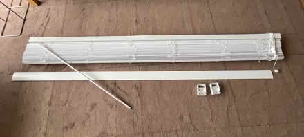 Photo of free White Venetian blind (Crouch End N6) #2