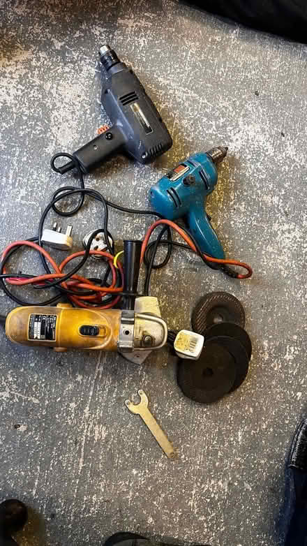 Photo of free Old electrical tools & lead lights (ME10) #2