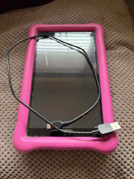 Photo of free Fire 8 8" kids tablet (Kingsway) #1