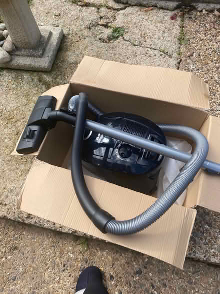 Photo of free Hoover (St Albans AL2) #3