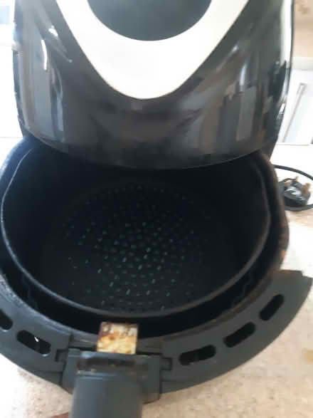 Photo of free Used airfyer (Overslade CV22) #3