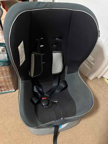 Photo of free Car seat (croydon) #1