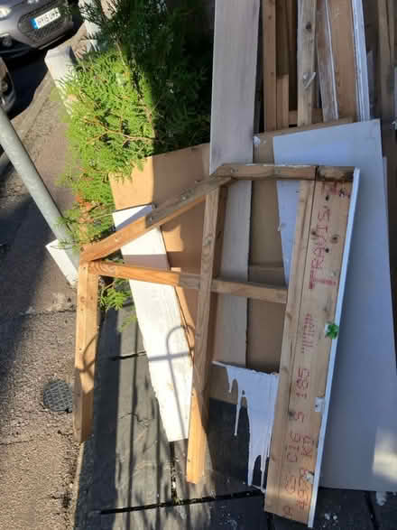 Photo of free wood and pallets (Tunbridge Wells TN1) #2