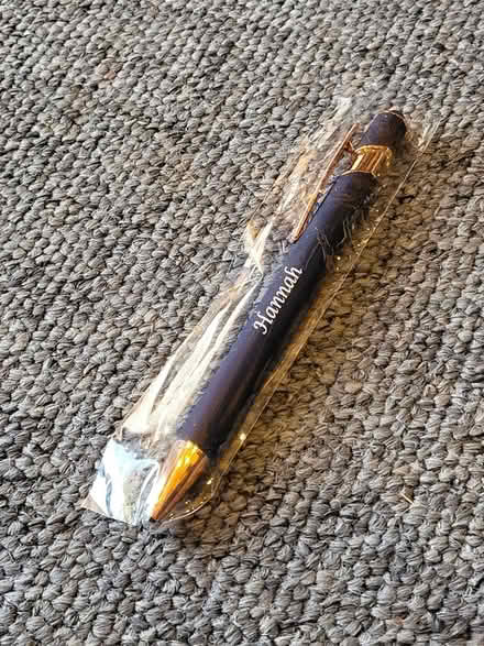 Photo of free Ballpoint pen enscribed 'Hannah' (Hoxton Street N1) #1