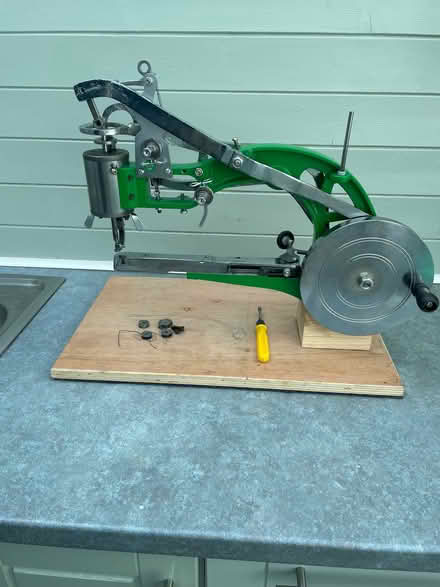 Photo of free Heavy duty sewing machine (IP3) #4
