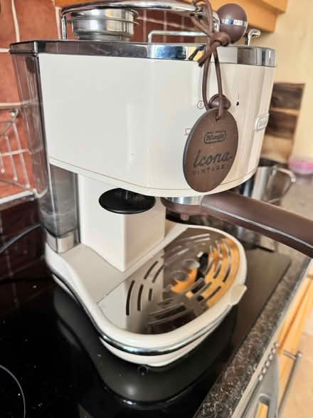 Photo of free DeLonghi Icona coffee machine (TN39 Bexhill) #3