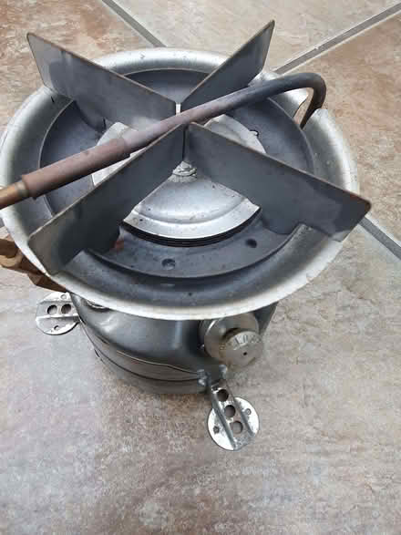 Photo of free Dual fuel camping stove (Nascot Wood WD24) #2