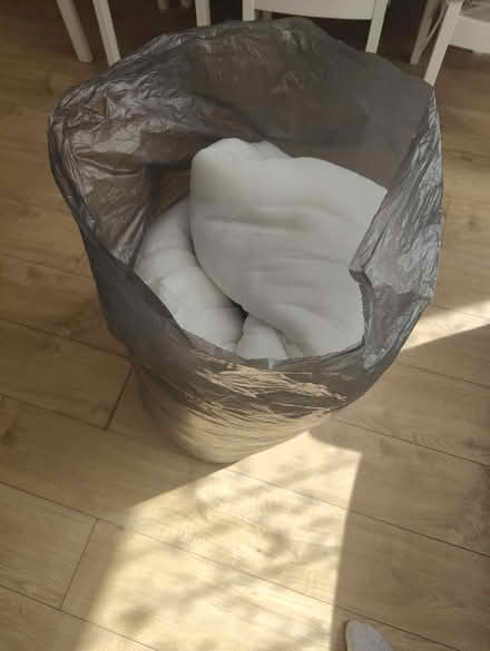 Photo of free King size duvet 10 tog (Wallington SM6) #1