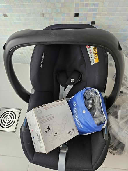 Photo of free Maxi cosi car seat (SE15) #2