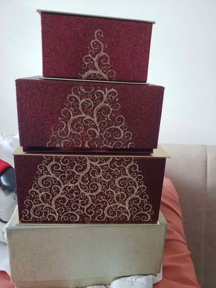 Photo of free Christmas gift boxes (Parson's Heath CO4) #1