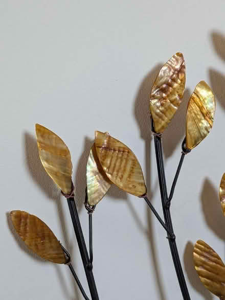 Photo of free Leaf design wall art (Hook RG27) #2