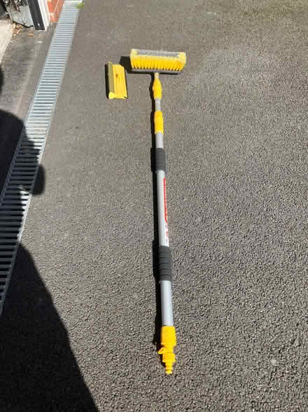 Photo of free Extendable window cleaning kit (Sefton L31) #1