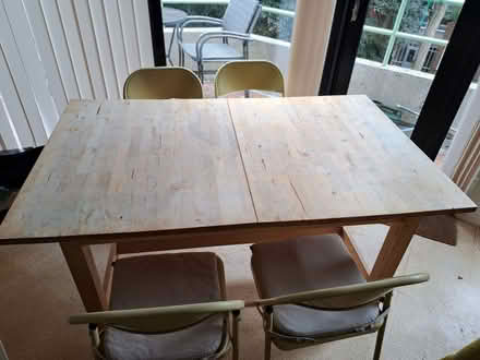 Photo of free IKEA extendable dining table and chairs (Walton Manor OX2) #2