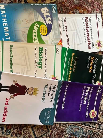 Photo of free GCSE books (Langley SL1) #1