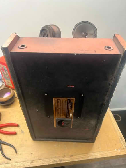 Photo of free Speakers (SE6) #3