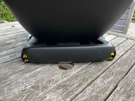 Photo of free Maxi Cosi ISO fix car seats (Norton Lees S8) #3