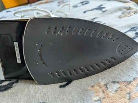 Photo of free Working iron but no steam (South Croydon) #3