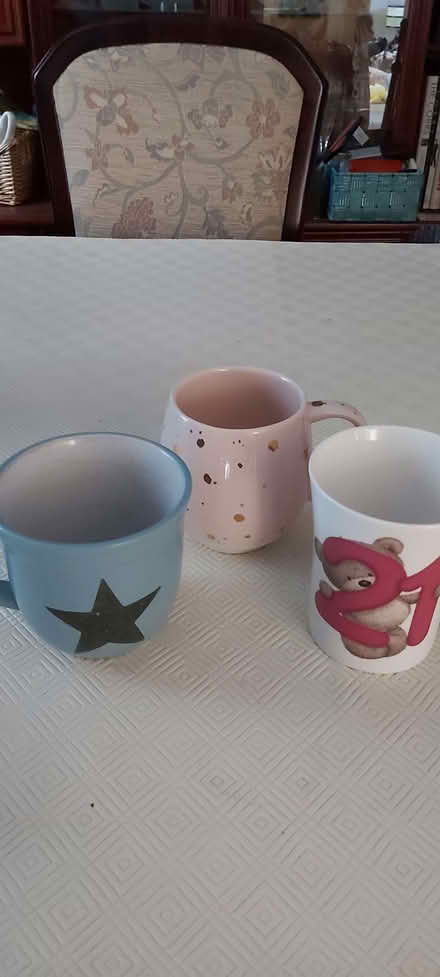 Photo of free Mugs/jar (Cam GL11) #1