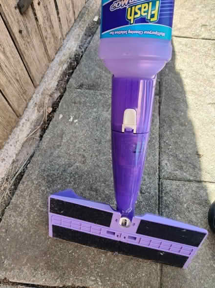 Photo of free Flash PowerMop & Cleaning Solution (Gloucester) #4