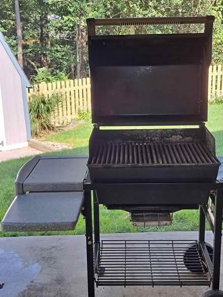 Photo of free Old Weber gas grill - still works (Pasadena) #2