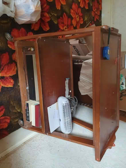 Photo of free Vintage tea trolley - also modified (Caterham on the Hill CR3) #1