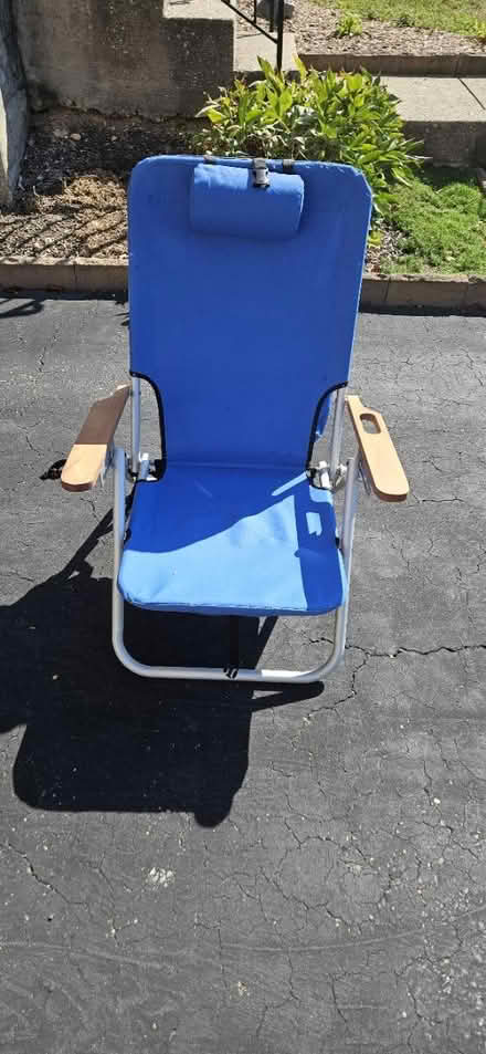 Photo of free Beach chair (Elkridge) #1