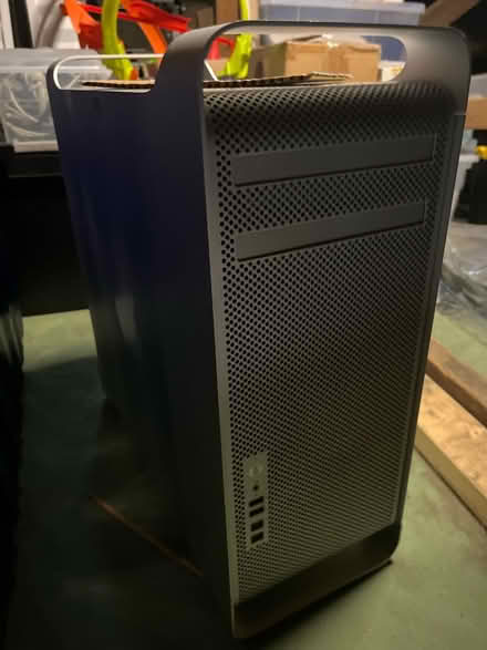 Photo of free Old Mac Pro (Grove Park, BR1) #1