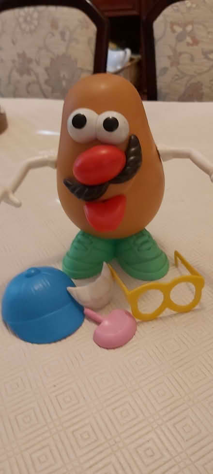Photo of free Mr Potato head toy (Cam GL11) #2