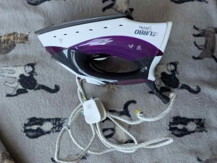 Photo of free Working iron but no steam (South Croydon) #1