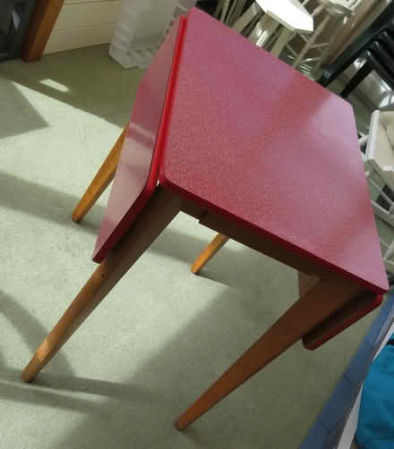 Photo of free table and 2 chairs (Addiscombe CR0) #3